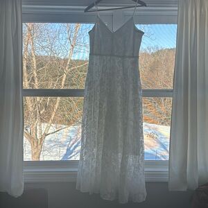 some light staining on back that looks like it would come out with light wash